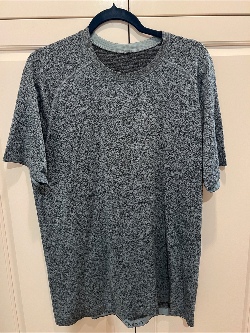 lululemon athletica Men's Short-Sleeve Heather Gray Performance Tee